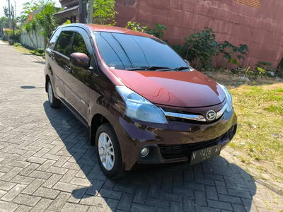 Daihatsu Xenia 2015