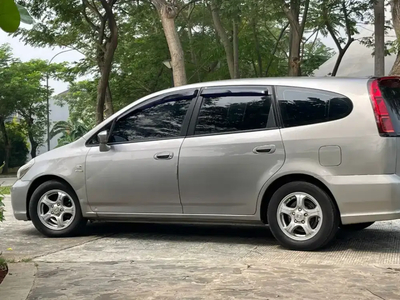 Honda Stream 2005