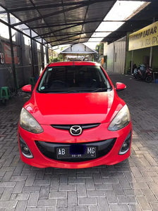 Mazda 2 2012