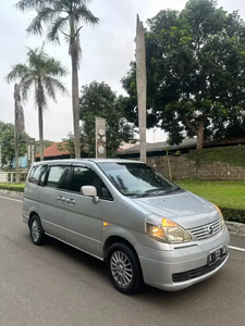 Nissan Serena 2009