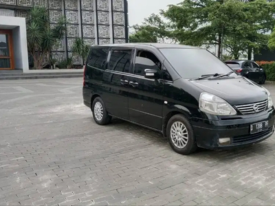 Nissan Serena 2011