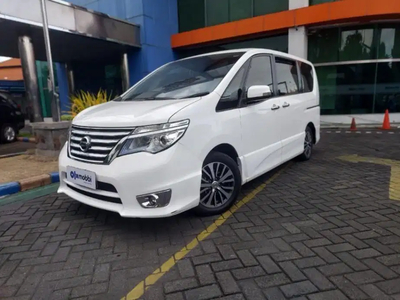 Nissan Serena 2015