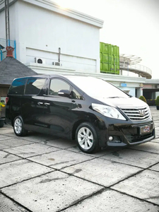 Toyota Alphard 2014