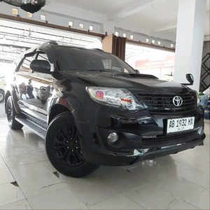 Toyota Fortuner 2014