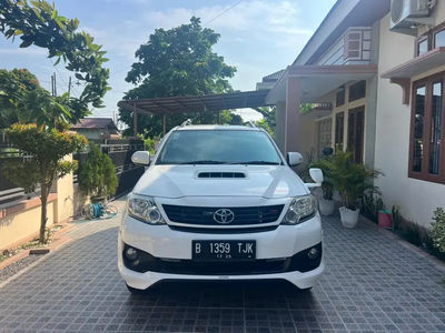 Toyota Fortuner 2015