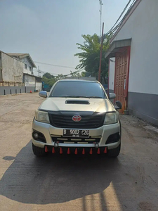 Toyota HILUX 2012