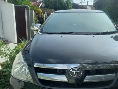 Toyota Kijang Innova 2004