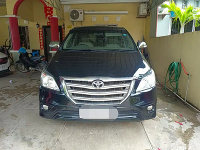 Toyota Kijang Innova 2014