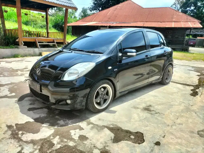 Toyota Yaris 2010