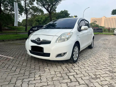 Toyota Yaris 2012