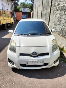 Toyota Yaris 2012