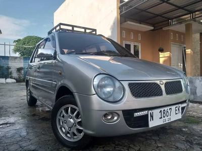 Daihatsu Ceria 2003