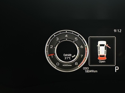 Daihatsu Rocky 1.0 Turbo R ADS A/T ( Matic ) 2021 Abu Km Cuma 18rban Mulus Siap Pakai Good Condition