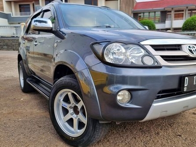 2006 Toyota Fortuner G 4x2 Luxury 2.7L AT