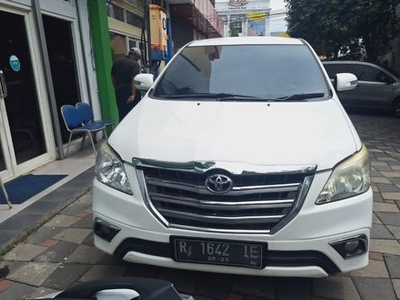 2015 Toyota Kijang Innova 2.5 E MT DIESEL