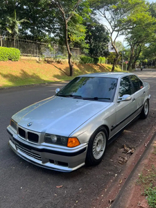 BMW 320i 1994