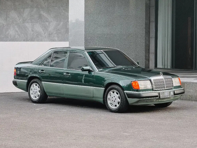 Mercedes-Benz E Class 1992