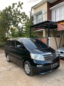 Toyota Alphard 2004