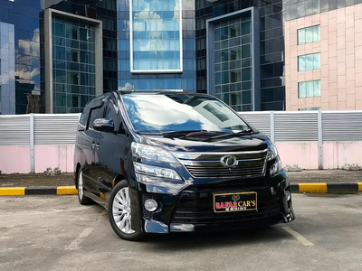 Toyota Vellfire 2015