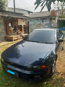 Mitsubishi Galant 2000