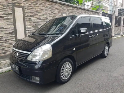 Nissan Serena 2011