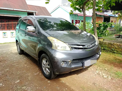 Toyota Avanza 2012