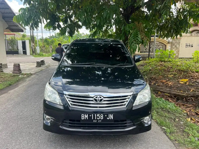 Toyota Kijang Innova 2012