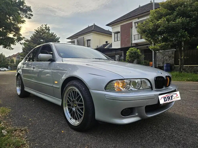 BMW 520i 2001