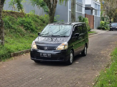 Nissan Serena 2012