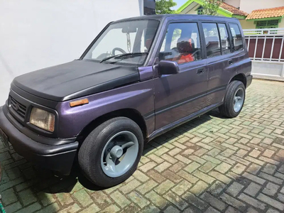 Suzuki Escudo 1996