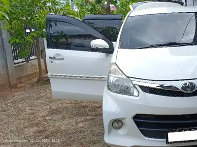 Toyota Avanza 2013