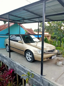 Toyota Corolla 2000