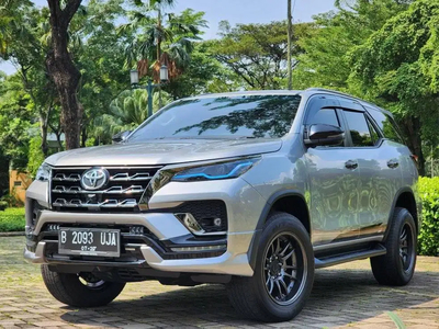 Toyota Fortuner 2022