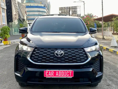 Toyota Innova 2023