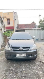 Toyota Kijang Innova 2007