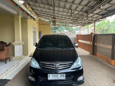 Toyota Kijang Innova 2010