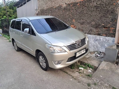 Toyota Kijang Innova 2013