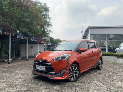 Toyota Sienta 2016