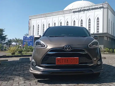 Toyota Sienta 2017