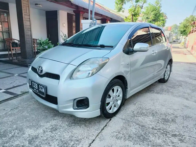 Toyota Yaris 2012