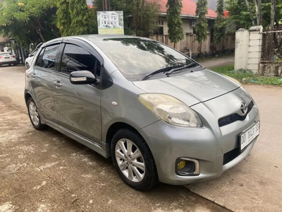 Toyota Yaris 2012