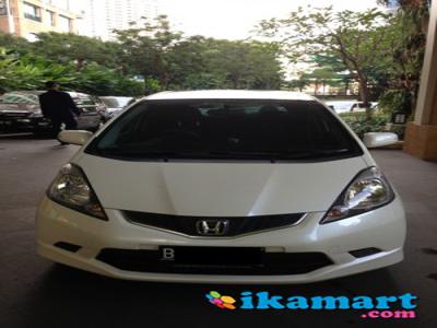 Honda Jazz RS 2010, 12000km, A/T, Sensor Belakang, White