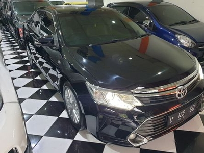 2016 Toyota Camry V 2.5L AT