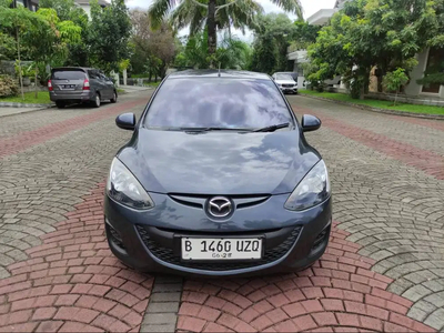 Mazda 2 2012
