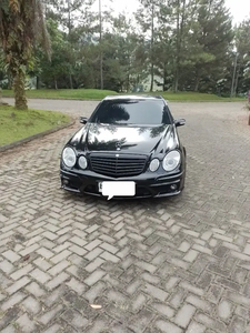 Mercedes-Benz E240 2003