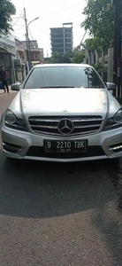 Mercedes-Benz C200 2014