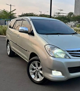 Toyota Kijang Innova 2007