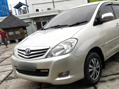 Toyota Kijang Innova 2010