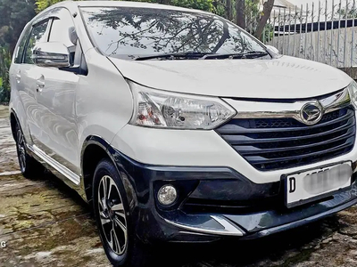 Daihatsu Xenia 2013