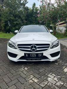 Mercedes-Benz C250 2015